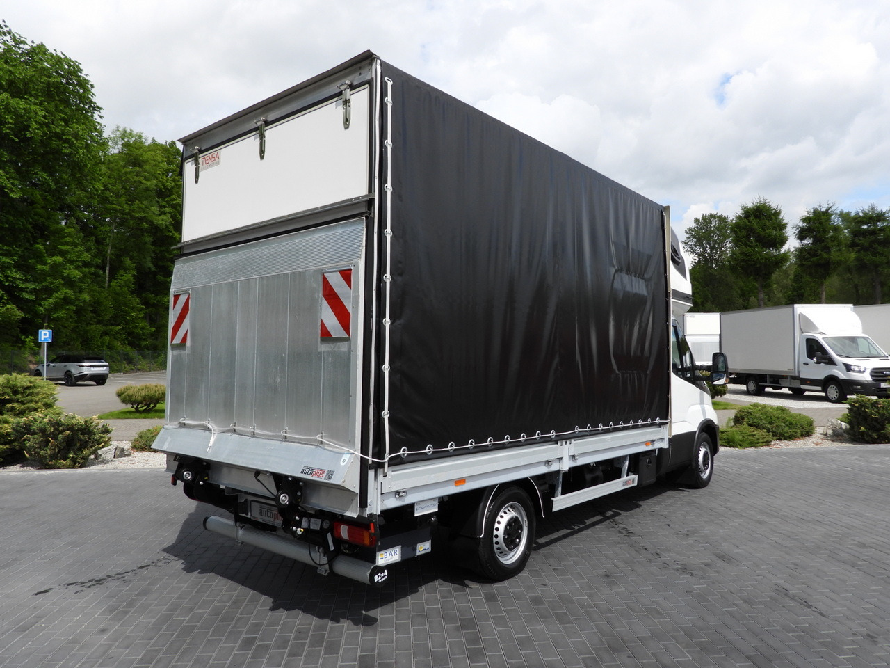 IVECO DAILY 35S18 TARPAULIN LIFT 8 PALLETS WEBASTO CRUISE CONTROL AIR CONDITIONING 180HP - 侧帘货车:图3 IVECO DAILY 35S18 TARPAULIN LIFT 8 PALLETS WEBASTO CRUISE CONTROL AIR CONDITIONING 180HP - 侧帘货车:图3