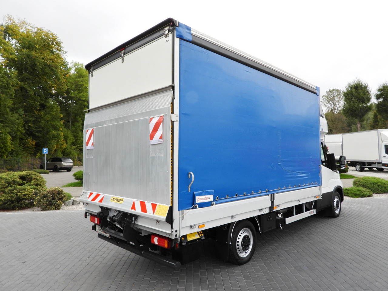 IVECO DAILY 35S18 TARPAULIN LIFT 8 PALLETS WEBASTO CRUISE CONTROL LED LIGHTS AIR CONDITIONING 180HP - 侧帘货车:图3 IVECO DAILY 35S18 TARPAULIN LIFT 8 PALLETS WEBASTO CRUISE CONTROL LED LIGHTS AIR CONDITIONING 180HP - 侧帘货车:图3
