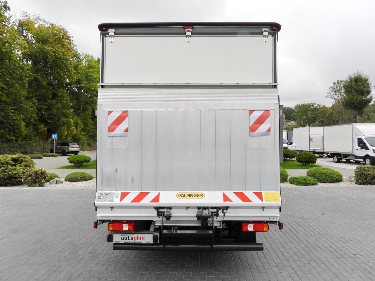 IVECO DAILY 35S18 TARPAULIN LIFT 8 PALLETS WEBASTO CRUISE CONTROL LED LIGHTS AIR CONDITIONING  180HP 租赁 IVECO DAILY 35S18 TARPAULIN LIFT 8 PALLETS WEBASTO CRUISE CONTROL LED LIGHTS AIR CONDITIONING  180HP：图11
