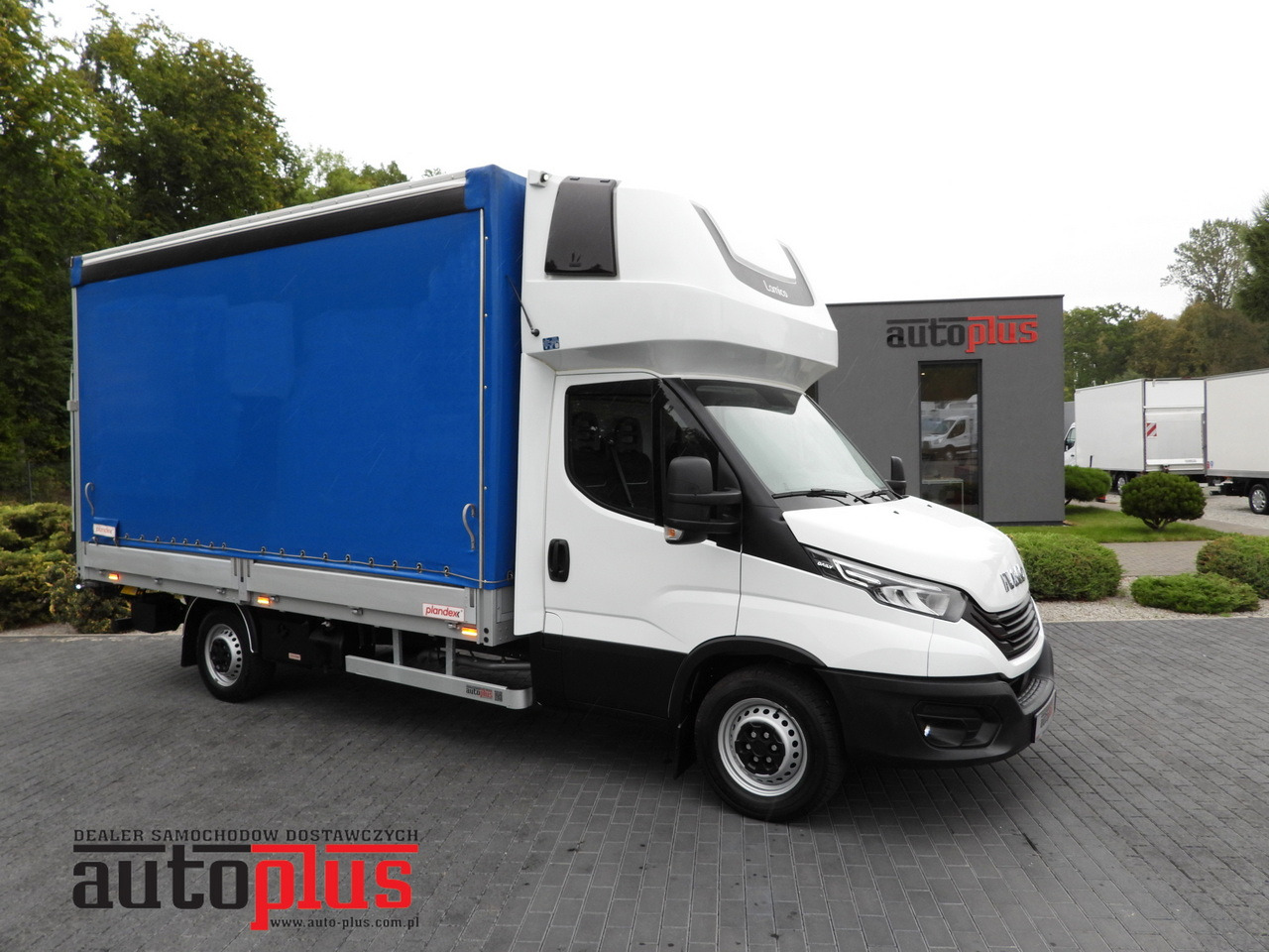 IVECO DAILY 35S18 TARPAULIN LIFT 8 PALLETS WEBASTO CRUISE CONTROL LED LIGHTS AIR CONDITIONING 180HP - 侧帘货车:图1 IVECO DAILY 35S18 TARPAULIN LIFT 8 PALLETS WEBASTO CRUISE CONTROL LED LIGHTS AIR CONDITIONING 180HP - 侧帘货车:图1