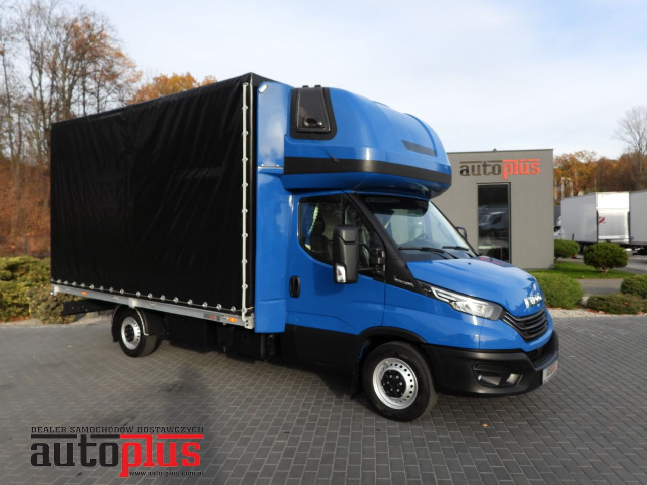 IVECO DAILY 35S21 TARPAULIN 10 PALLETS WEBASTO CRUISE CONTROL NAVIGATION LED LIGHTS AUTOMATIC TRANSMISSION HI-MATIC AIR CONDITIONING 210HP - 侧帘货车:图1 IVECO DAILY 35S21 TARPAULIN 10 PALLETS WEBASTO CRUISE CONTROL NAVIGATION LED LIGHTS AUTOMATIC TRANSMISSION HI-MATIC AIR CONDITIONING 210HP - 侧帘货车:图1