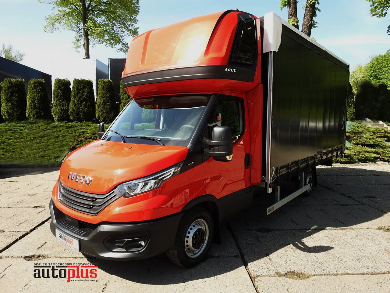 IVECO DAILY NEW TARPAULIN 10 PALLETS WEBASTO CRUISE CONTROL NAVIGATION AIR CONDITIONING LED LIGHTS 180HP - 侧帘货车:图1 IVECO DAILY NEW TARPAULIN 10 PALLETS WEBASTO CRUISE CONTROL NAVIGATION AIR CONDITIONING LED LIGHTS 180HP - 侧帘货车:图1