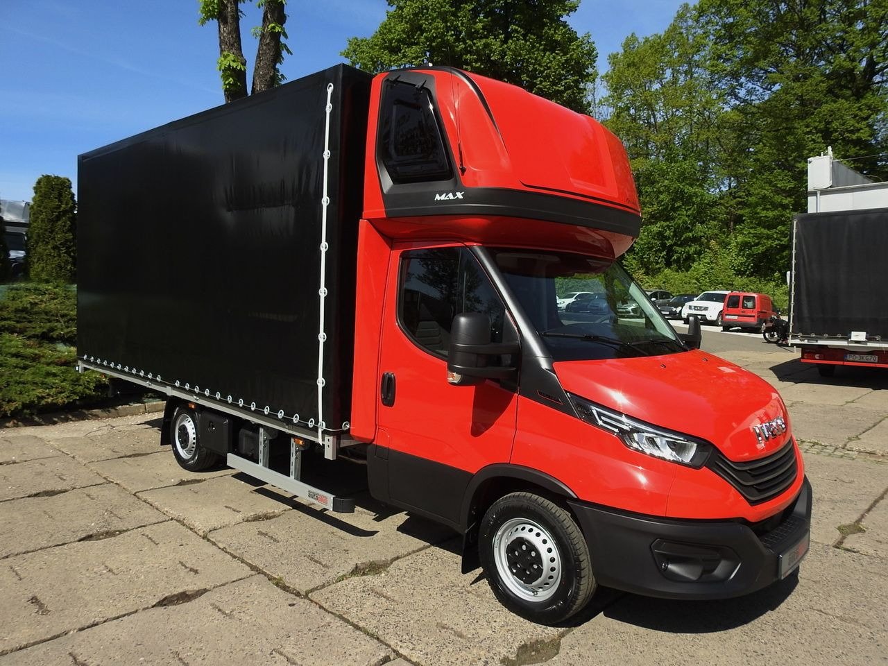 IVECO DAILY NEW TARPAULIN 10 PALLETS WEBASTO CRUISE CONTROL NAVIGATION AIR CONDITIONING LED LIGHTS 180HP - 侧帘货车:图4 IVECO DAILY NEW TARPAULIN 10 PALLETS WEBASTO CRUISE CONTROL NAVIGATION AIR CONDITIONING LED LIGHTS 180HP - 侧帘货车:图4