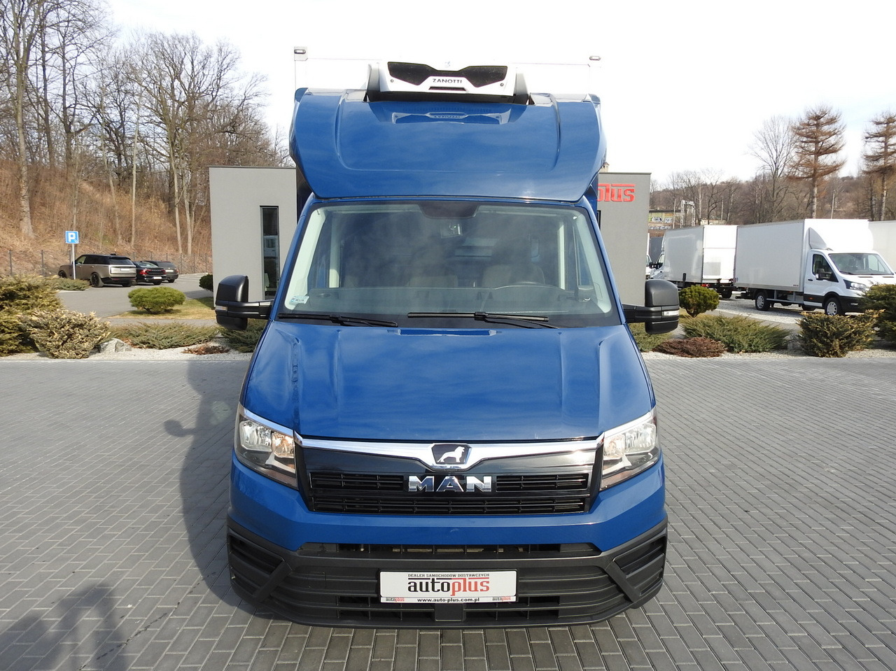 MAN TGE 3.180 REGRIGERATOR BOX -5*C 8 PALLETS HEATING FUNCTION CRUISE CONTROL PNEUMATICS AIR CONDITIONING 180HP - 冷藏货车:图5 MAN TGE 3.180 REGRIGERATOR BOX -5*C 8 PALLETS HEATING FUNCTION CRUISE CONTROL PNEUMATICS AIR CONDITIONING 180HP - 冷藏货车:图5