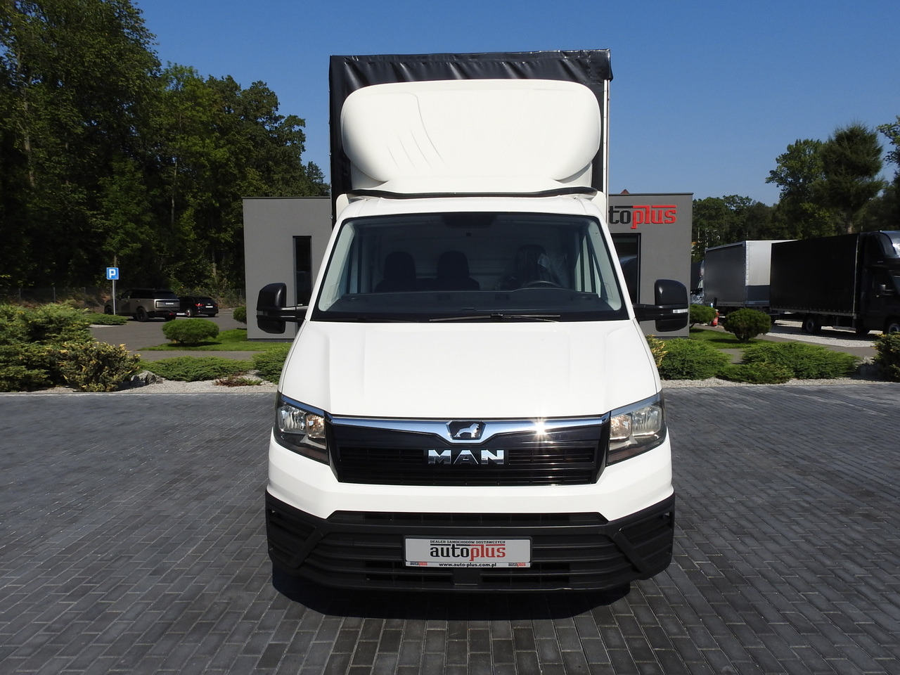 MAN TGE TARPAULIN 10 PALLETS AIR CONDITIONING 180HP - 侧帘货车:图5 MAN TGE TARPAULIN 10 PALLETS AIR CONDITIONING 180HP - 侧帘货车:图5