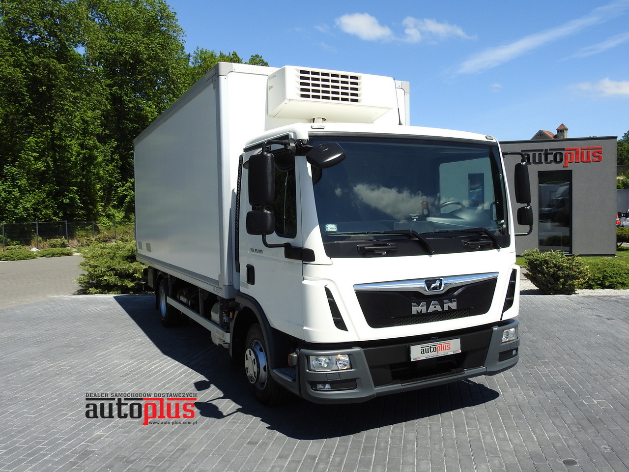 MAN TGL 10.180 REGRIGERATOR BOX -20*C 11 PALLETS POWER SUPPLY 230V AIR CONDITIONING PNEUMATICS TWIN WHEELS 180HP - 冷藏车:图1 MAN TGL 10.180 REGRIGERATOR BOX -20*C 11 PALLETS POWER SUPPLY 230V AIR CONDITIONING PNEUMATICS TWIN WHEELS 180HP - 冷藏车:图1