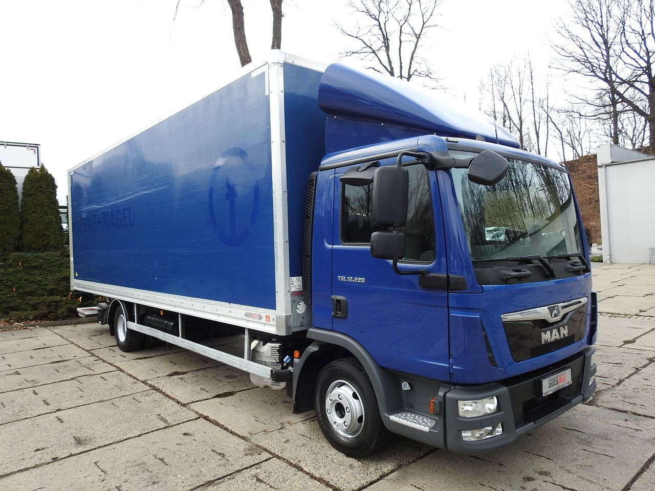 MAN TGL 12.220 BOX LIFT 18 PALLETS CRUISE CONTROLAIR CONDITIONING PNEUMATICS AUTOMATIC TWIN WHEELS 220HP - 厢式卡车:图4 MAN TGL 12.220 BOX LIFT 18 PALLETS CRUISE CONTROLAIR CONDITIONING PNEUMATICS AUTOMATIC TWIN WHEELS 220HP - 厢式卡车:图4