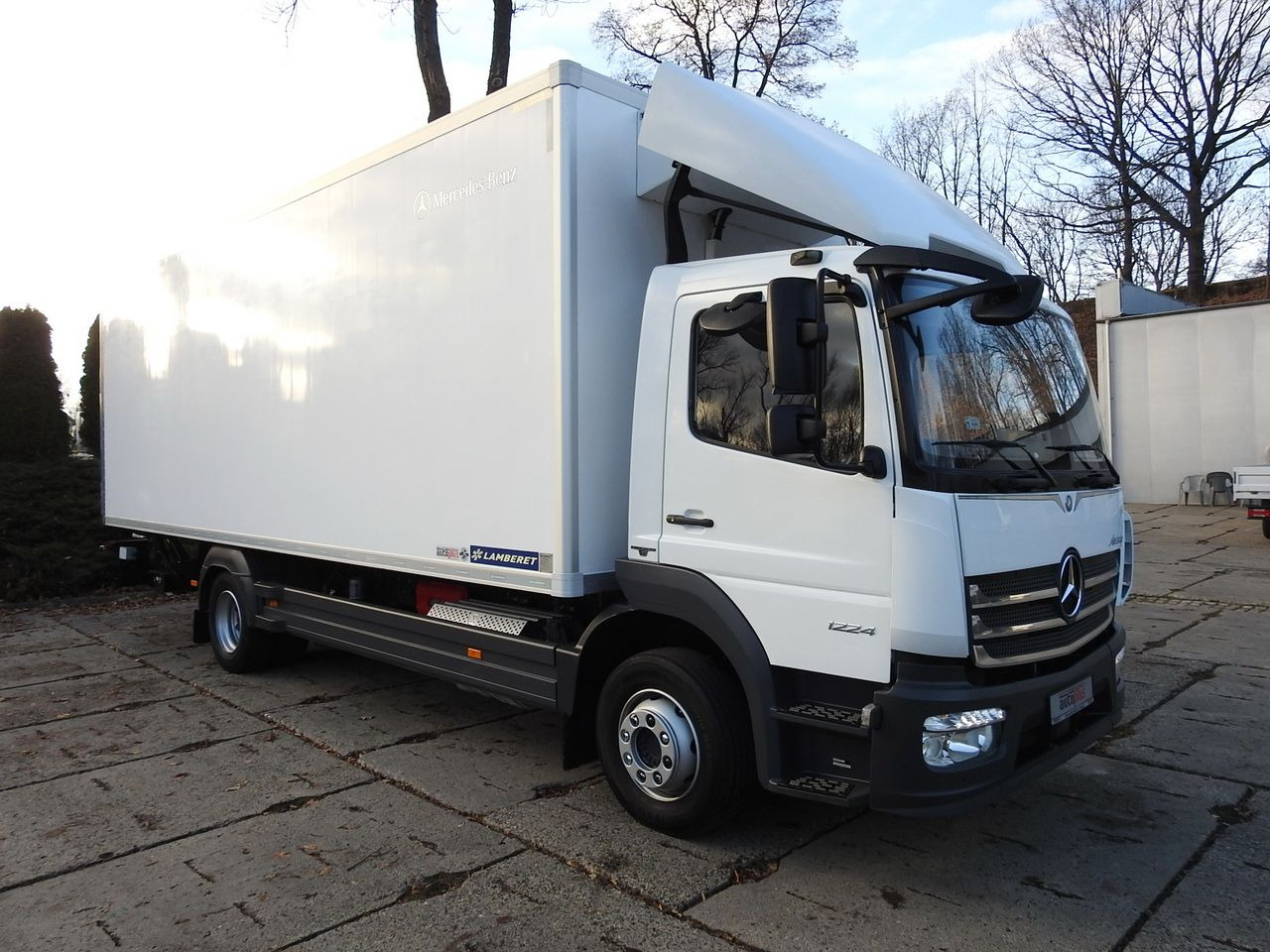 MERCEDES ATEGO 12.24 REGRIGERATOR BOX -10*C LIFT 16 PALLETS HEATING FUNCTION WEBASTO CRUISE CONTROL PNEUMATICS AIR CONDITIONING 240HP - 冷藏车:图4 MERCEDES ATEGO 12.24 REGRIGERATOR BOX -10*C LIFT 16 PALLETS HEATING FUNCTION WEBASTO CRUISE CONTROL PNEUMATICS AIR CONDITIONING 240HP - 冷藏车:图4