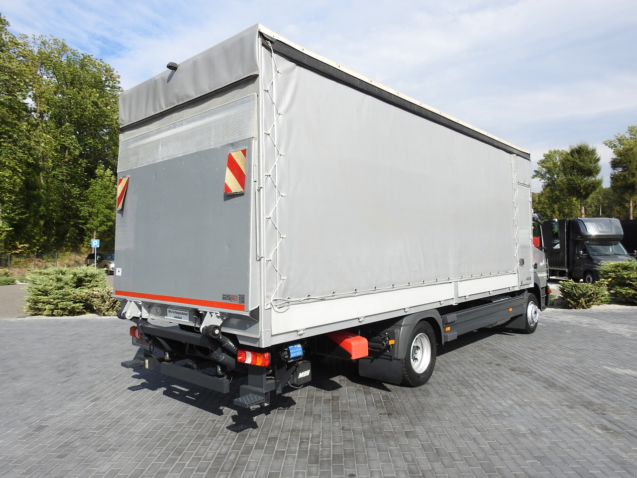 MERCEDES ATEGO 1221 TARPAULIN LIFT 16 PALLETS WEBASTO AIR CONDITIONING PNEUMATICS TWIN WHEELS 230HP - 侧帘货车:图3 MERCEDES ATEGO 1221 TARPAULIN LIFT 16 PALLETS WEBASTO AIR CONDITIONING PNEUMATICS TWIN WHEELS 230HP - 侧帘货车:图3