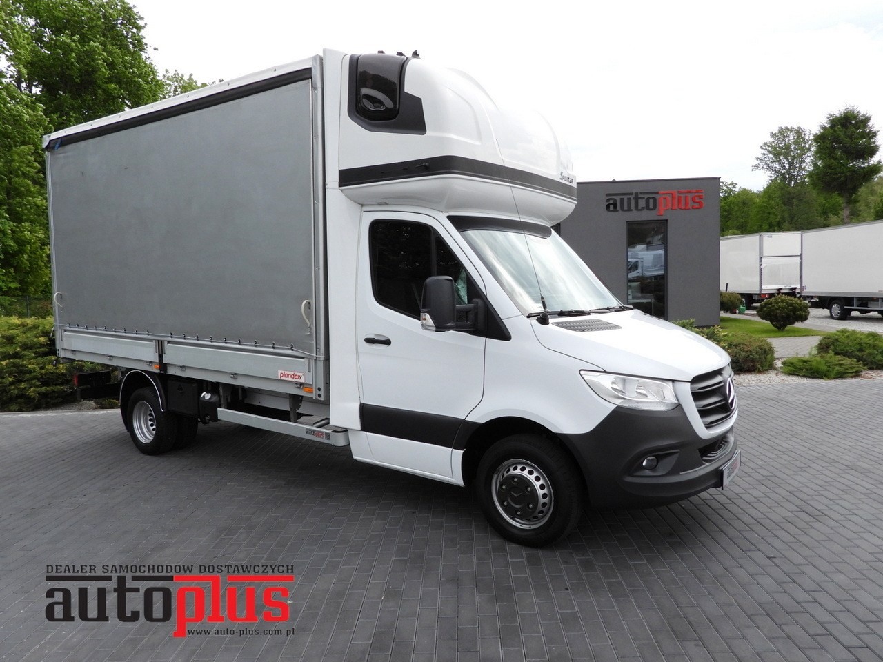 MERCEDES SPRINTER 519 TARPAULIN 8 PALLETS WEBASTO CRUISE CONTROL TWIN WHEELS AIR CONDITIONING 190HP - 侧帘货车:图1 MERCEDES SPRINTER 519 TARPAULIN 8 PALLETS WEBASTO CRUISE CONTROL TWIN WHEELS AIR CONDITIONING 190HP - 侧帘货车:图1