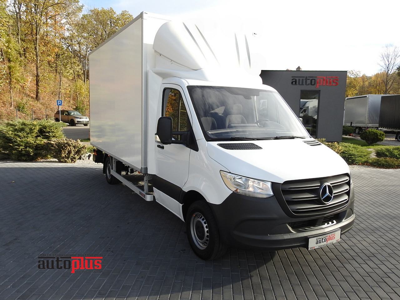 MERCEDES SPRINTER BOX LIFT 8 PALLETS AIR CONDITIONING 150HP - 冷藏货车:图1 MERCEDES SPRINTER BOX LIFT 8 PALLETS AIR CONDITIONING 150HP - 冷藏货车:图1