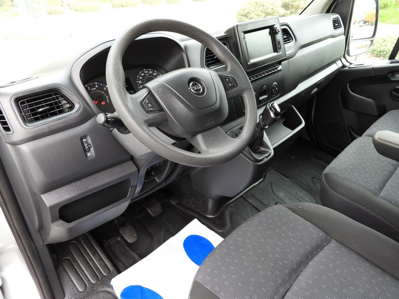 OPEL MOVANO BOX DELIVERY VAN 7 SEATS CRUISE CONTROL LED LIGHTS AIR CONDITIONING  180HP - 无侧窗厢式货车:图2 OPEL MOVANO BOX DELIVERY VAN 7 SEATS CRUISE CONTROL LED LIGHTS AIR CONDITIONING  180HP - 无侧窗厢式货车:图2