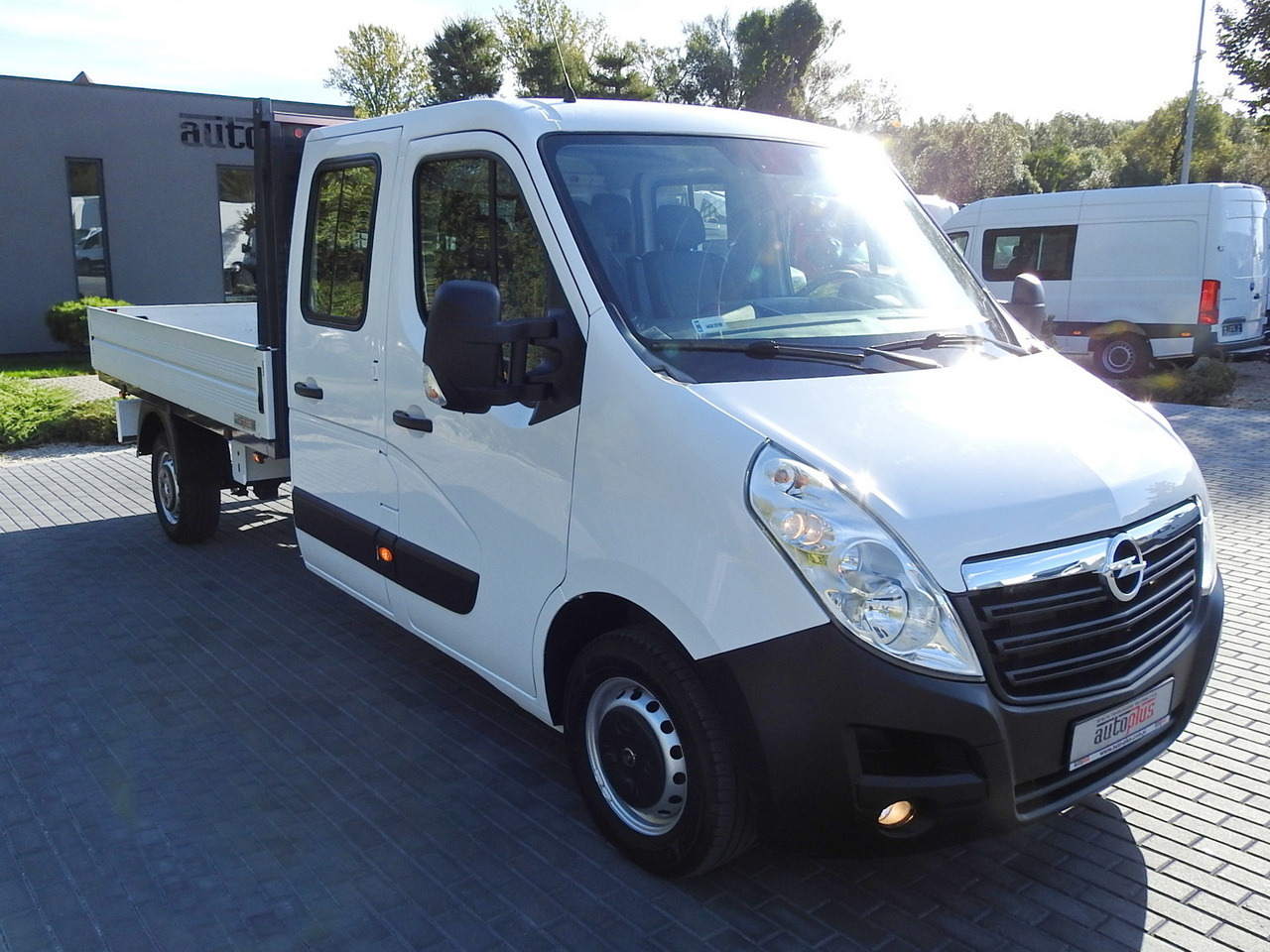 OPEL MOVANO STAKE BODY DOUBLE CABIN DOKA 7 SEATS CRUISE CONTROL AIR CONDITIONING 130HP - 康比货车:图4 OPEL MOVANO STAKE BODY DOUBLE CABIN DOKA 7 SEATS CRUISE CONTROL AIR CONDITIONING 130HP - 康比货车:图4