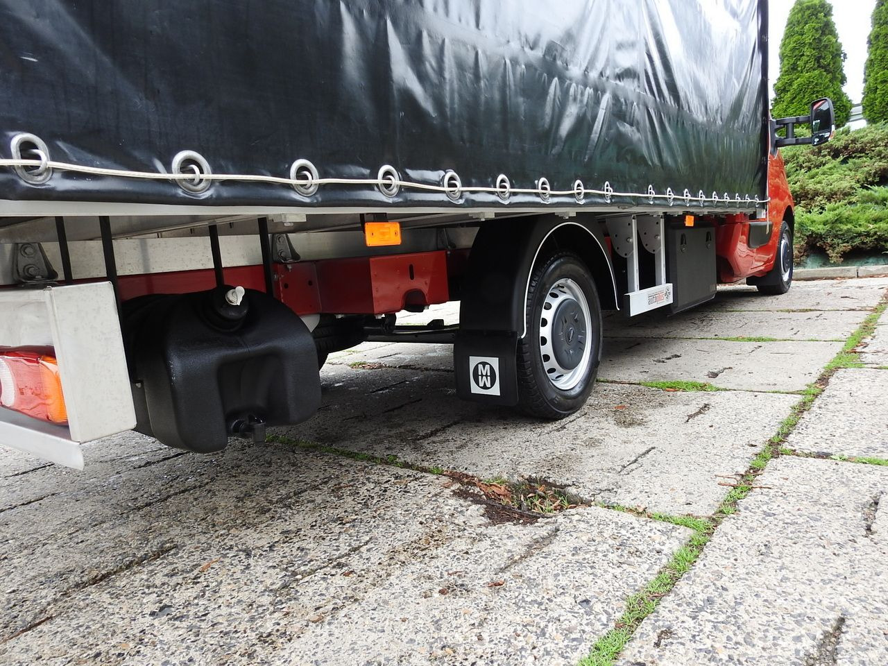 侧帘货车 OPEL MOVANO TARPAULIN 10 PALLETS WEBASTO CRUISE CONTROL LED LIGHTS PNEUMATICS AIR CONDITIONING 165HP:图17 侧帘货车 OPEL MOVANO TARPAULIN 10 PALLETS WEBASTO CRUISE CONTROL LED LIGHTS PNEUMATICS AIR CONDITIONING 165HP:图17