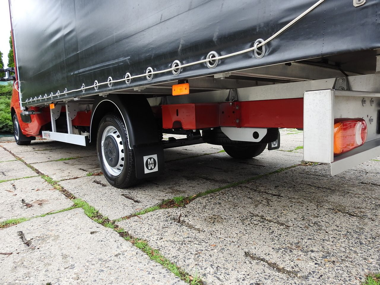 侧帘货车 OPEL MOVANO TARPAULIN 10 PALLETS WEBASTO CRUISE CONTROL LED LIGHTS PNEUMATICS AIR CONDITIONING 165HP:图16 侧帘货车 OPEL MOVANO TARPAULIN 10 PALLETS WEBASTO CRUISE CONTROL LED LIGHTS PNEUMATICS AIR CONDITIONING 165HP:图16