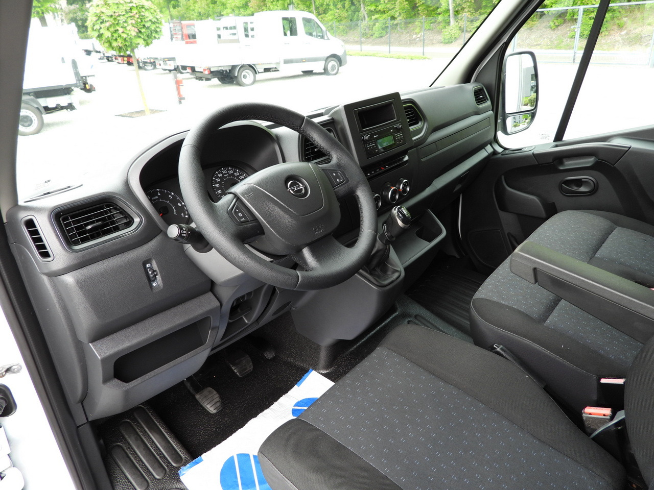 OPEL MOVANO TARPAULIN LIFT 9 PALLETS WEBASTO CRUISE CONTROL LED LIGHTS PNEUMATICS AIR CONDITIONING 165HP - 侧帘货车:图2 OPEL MOVANO TARPAULIN LIFT 9 PALLETS WEBASTO CRUISE CONTROL LED LIGHTS PNEUMATICS AIR CONDITIONING 165HP - 侧帘货车:图2