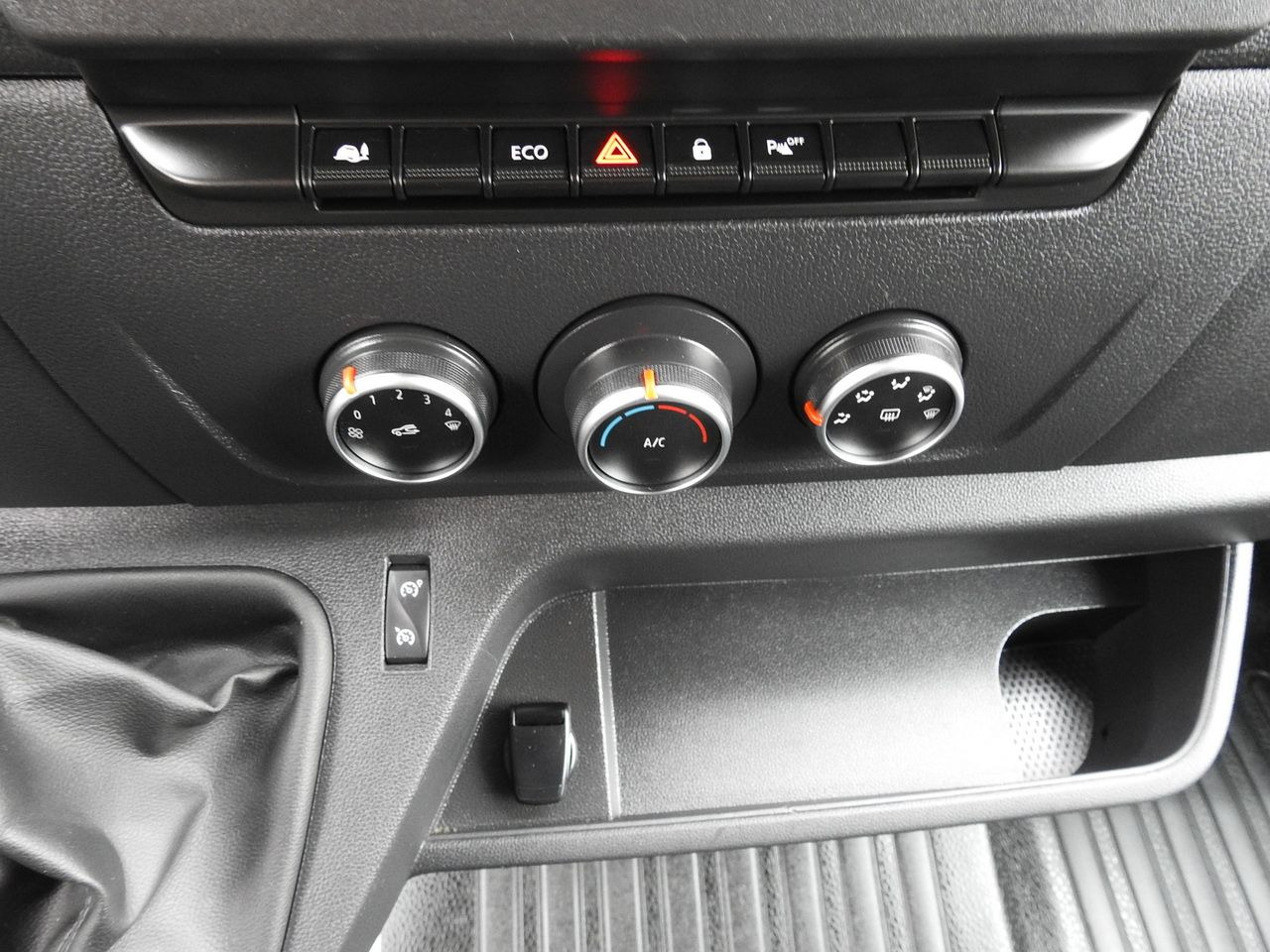 冷藏货车 OPEL MOVANO：图33