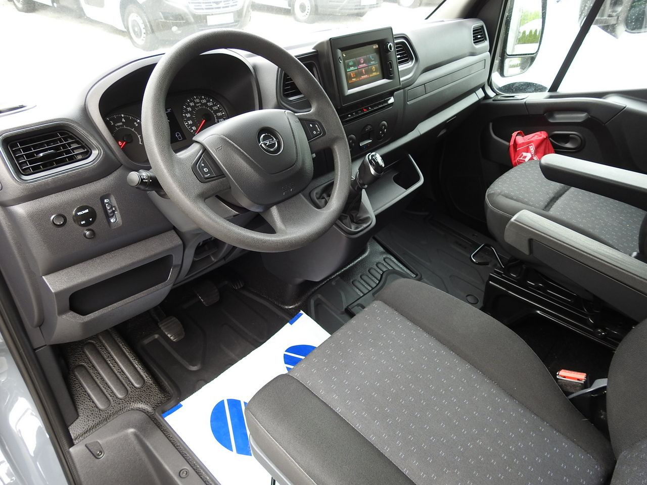 OPEL MOVANO - 侧帘货车:图2 OPEL MOVANO - 侧帘货车:图2