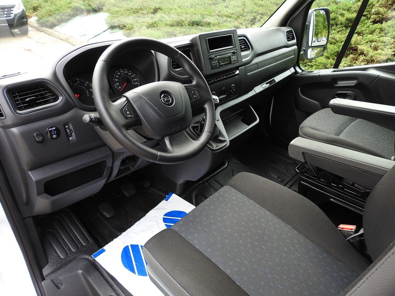 OPEL MOVANO - 侧帘货车:图2 OPEL MOVANO - 侧帘货车:图2