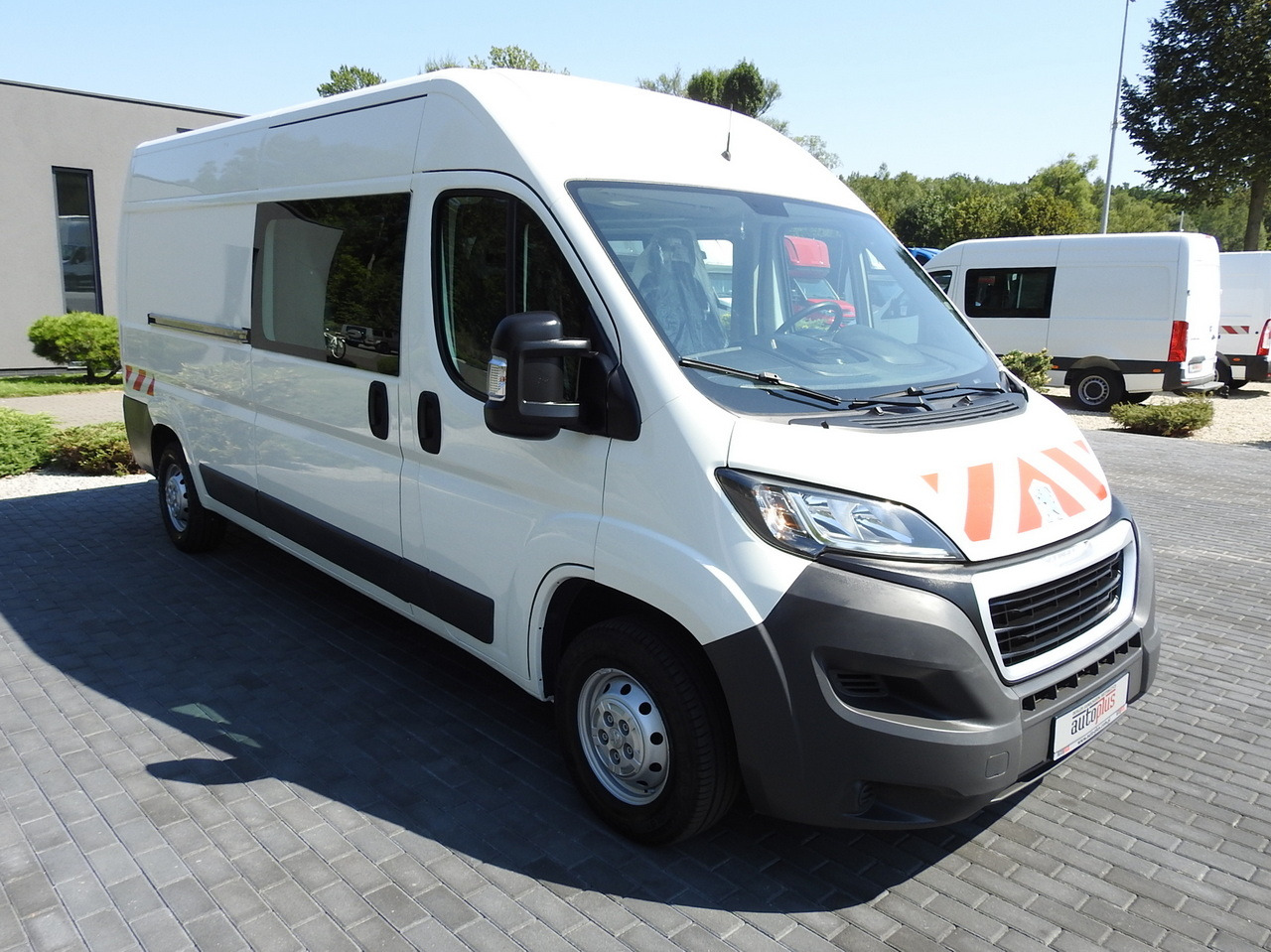 PEUGEOT BOXER BOX DELIVERY VAN 7 SEATS 110HP - 无侧窗厢式货车:图4 PEUGEOT BOXER BOX DELIVERY VAN 7 SEATS 110HP - 无侧窗厢式货车:图4