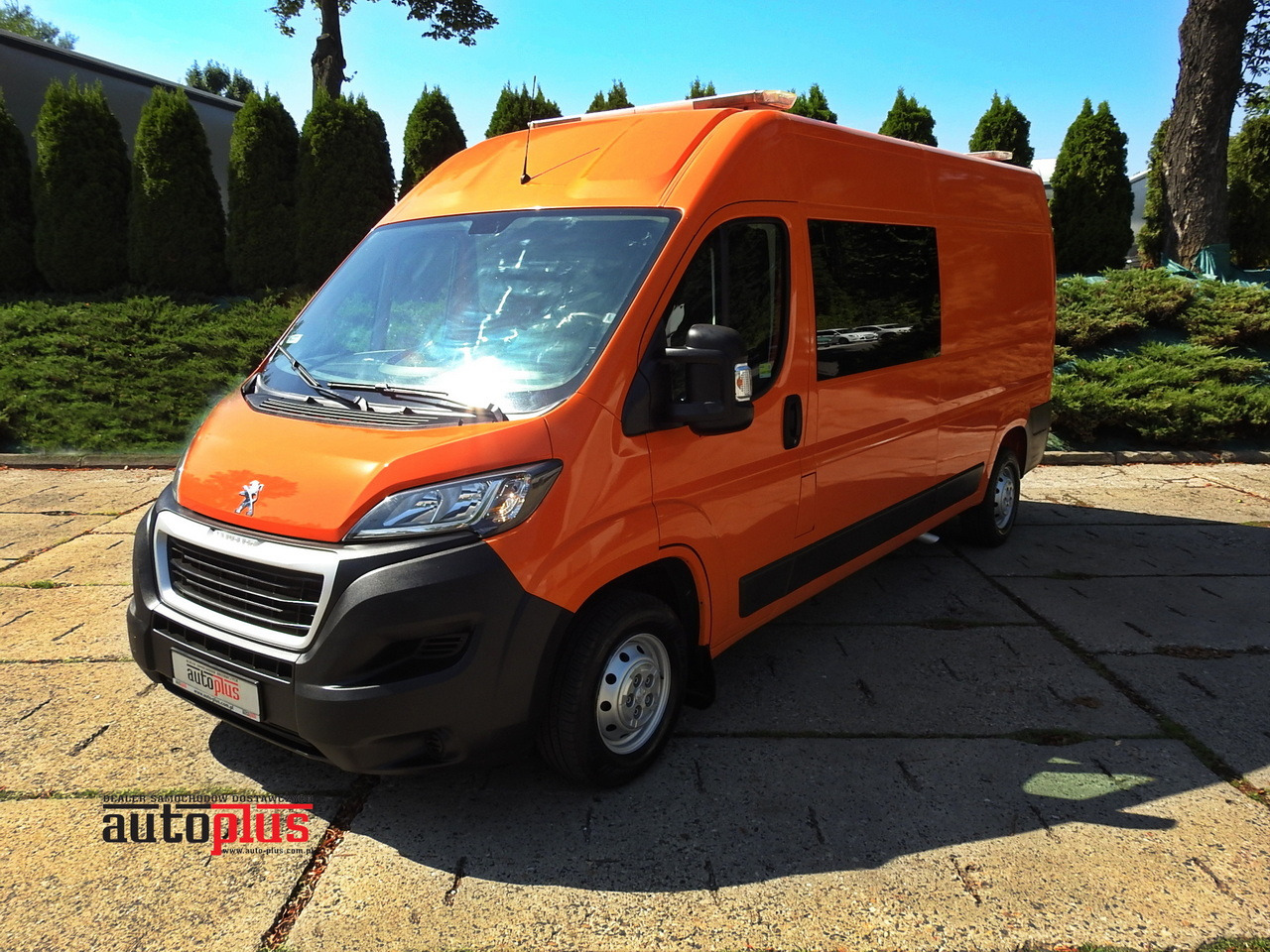 PEUGEOT BOXER BOX DELIVERY VAN 7 SEATS AIR CONDITIONING 120HP - 无侧窗厢式货车:图1 PEUGEOT BOXER BOX DELIVERY VAN 7 SEATS AIR CONDITIONING 120HP - 无侧窗厢式货车:图1