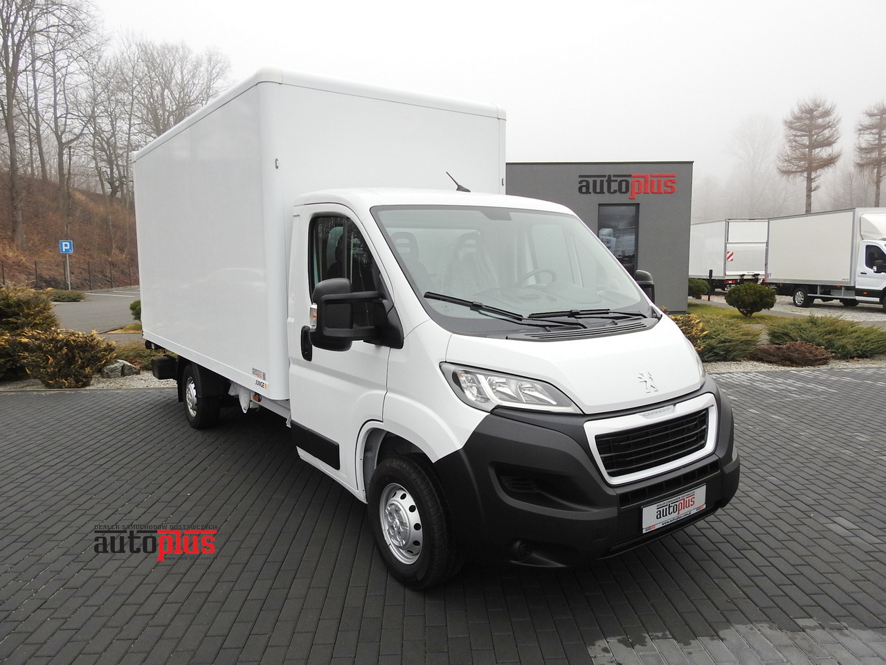PEUGEOT BOXER BOX LIFT 8 PALLETS CRUISE CONTROL AIR CONDITIONING 140HP - 厢式货车:图1 PEUGEOT BOXER BOX LIFT 8 PALLETS CRUISE CONTROL AIR CONDITIONING 140HP - 厢式货车:图1