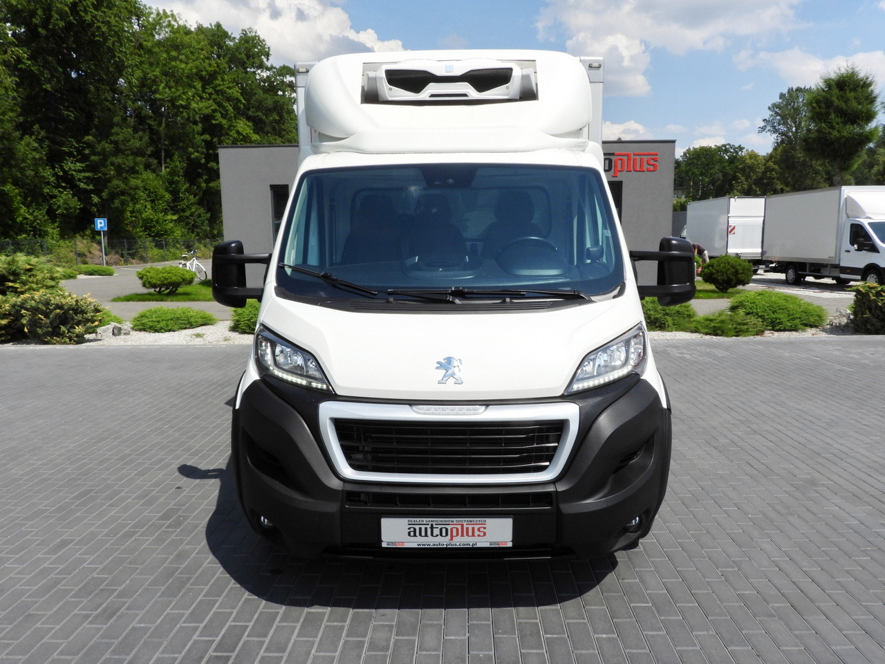PEUGEOT BOXER REGRIGERATOR BOX 0*C 8 PALLETS CRUISE CONTROL LED LIGHTS AIR CONDITIONING 165HP - 冷藏货车:图5 PEUGEOT BOXER REGRIGERATOR BOX 0*C 8 PALLETS CRUISE CONTROL LED LIGHTS AIR CONDITIONING 165HP - 冷藏货车:图5