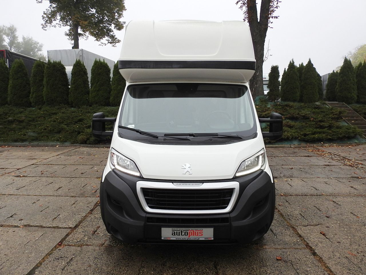 PEUGEOT BOXER TARPAULIN LIFT 8 PALLETS WEBASTO LED LIGHTS AIR CONDITIONING 165HP - 侧帘货车:图5 PEUGEOT BOXER TARPAULIN LIFT 8 PALLETS WEBASTO LED LIGHTS AIR CONDITIONING 165HP - 侧帘货车:图5