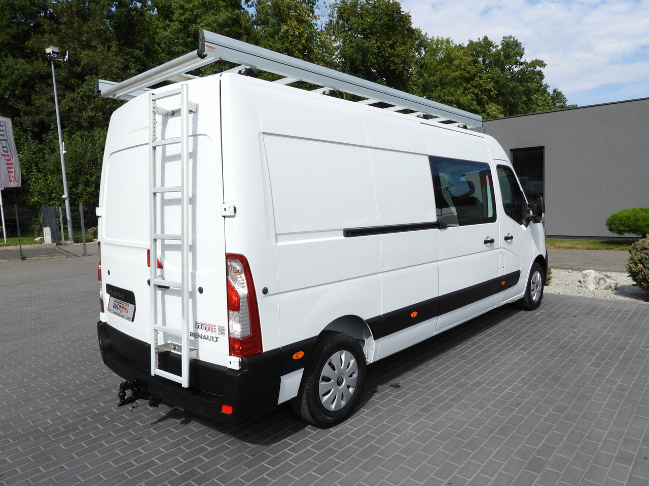 无侧窗厢式货车 RENAULT MASTER BOX DELIVERY VAN 7 SEATS CRUISE CONTROL NAVIGATION LED LIGHTS AIR CONDITIONING 135HP:图14 无侧窗厢式货车 RENAULT MASTER BOX DELIVERY VAN 7 SEATS CRUISE CONTROL NAVIGATION LED LIGHTS AIR CONDITIONING 135HP:图14