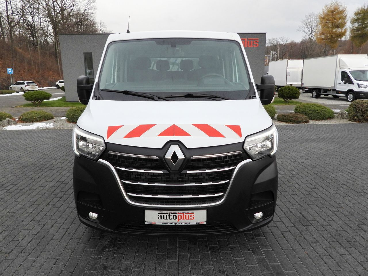 RENAULT MASTER STAKE BODY DOUBLE CABIN DOKA 6 SEATS CRUISE CONTROL NAVIGATION LED LIGHTS AIR CONDITIONING 150HP - 康比货车:图5 RENAULT MASTER STAKE BODY DOUBLE CABIN DOKA 6 SEATS CRUISE CONTROL NAVIGATION LED LIGHTS AIR CONDITIONING 150HP - 康比货车:图5