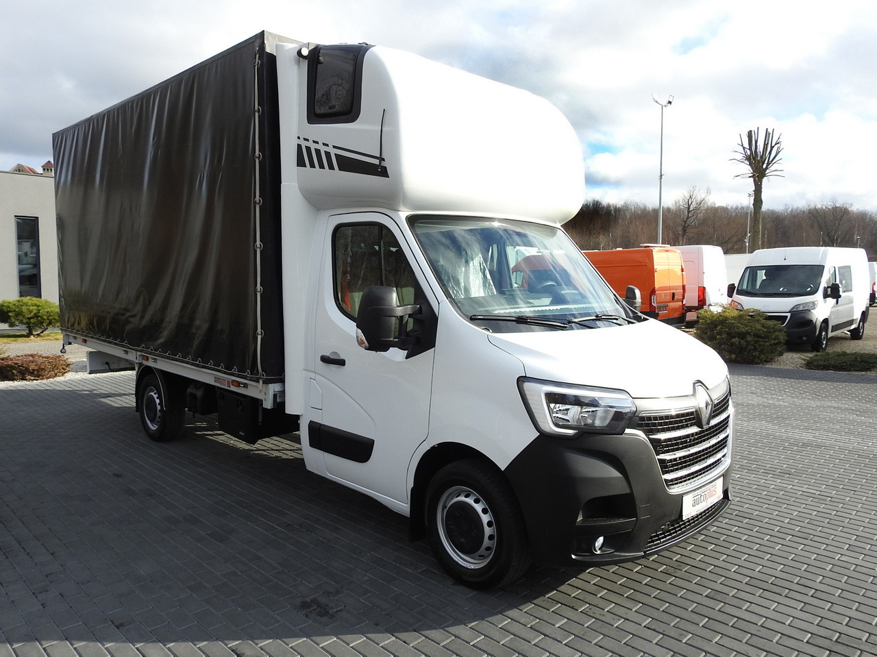 RENAULT MASTER TARPAULIN 10 PALLETS CRUISE CONTROL AIR CONDITIONING LED LIGHTS PNEUMATICS 165HP - 侧帘货车:图4 RENAULT MASTER TARPAULIN 10 PALLETS CRUISE CONTROL AIR CONDITIONING LED LIGHTS PNEUMATICS 165HP - 侧帘货车:图4
