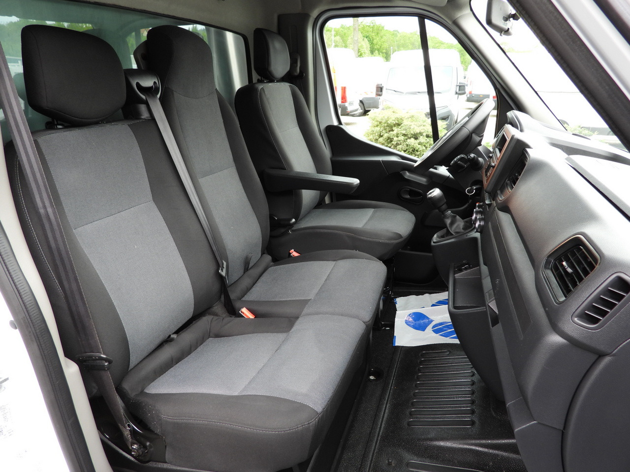 侧帘货车 RENAULT MASTER  TARPAULIN 10 PALLETS CRUISE CONTROL LED LIGHTS PNEUMATICS AIR CONDITIONING  165HP：图40