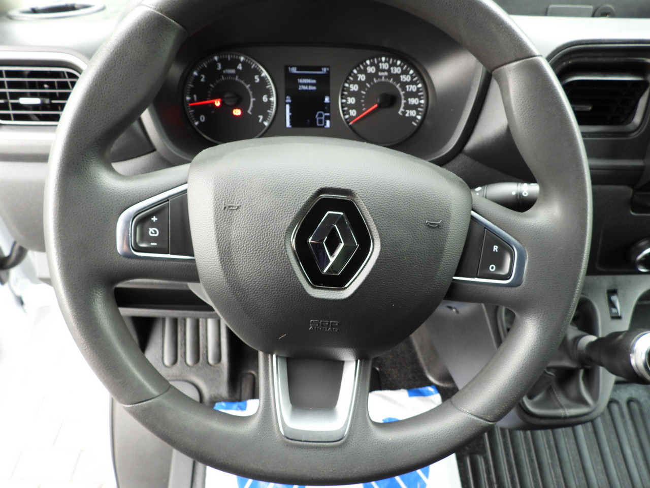 侧帘货车 RENAULT MASTER  TARPAULIN 10 PALLETS CRUISE CONTROL LED LIGHTS PNEUMATICS AIR CONDITIONING  165HP：图31