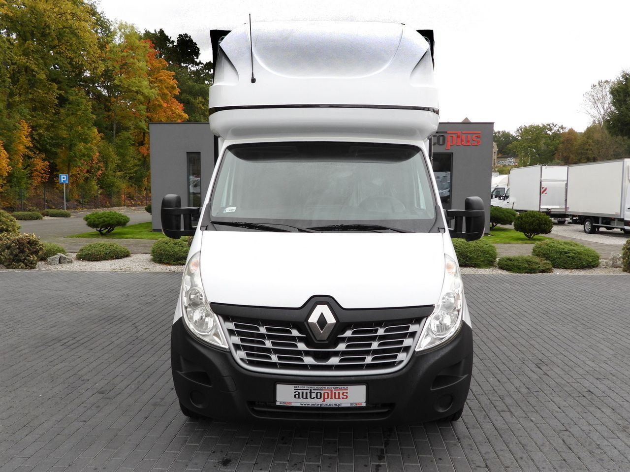 RENAULT MASTER TARPAULIN 10 PALLETS WEBASTO CRUISE CONTROL AIR CONDITIONING  170HP - 侧帘货车:图5 RENAULT MASTER TARPAULIN 10 PALLETS WEBASTO CRUISE CONTROL AIR CONDITIONING  170HP - 侧帘货车:图5