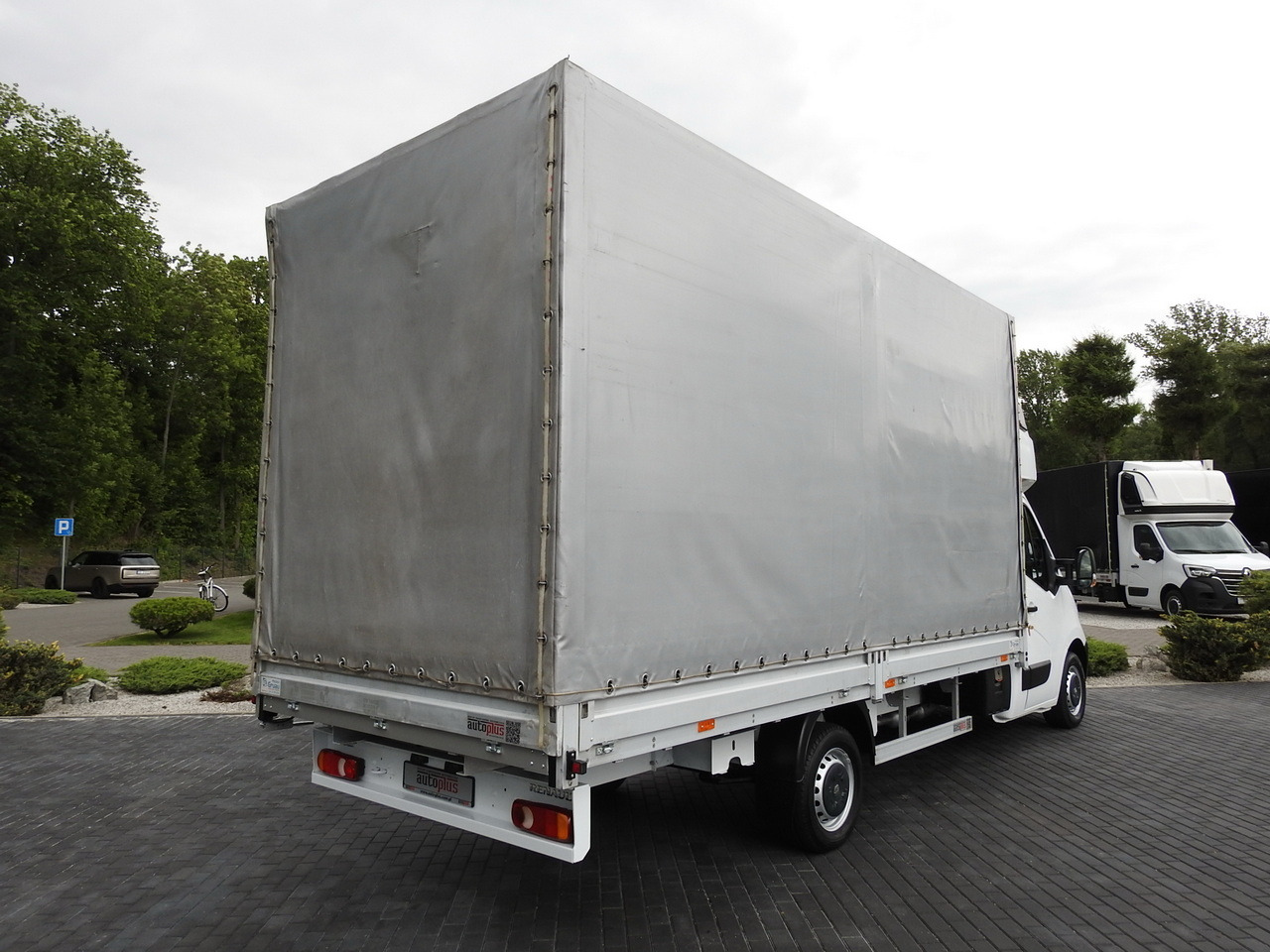 RENAULT MASTER TARPAULIN 10 PALLETS WEBASTO CRUISE CONTROL AIR CONDITIONING  170HP - 侧帘货车:图3 RENAULT MASTER TARPAULIN 10 PALLETS WEBASTO CRUISE CONTROL AIR CONDITIONING  170HP - 侧帘货车:图3
