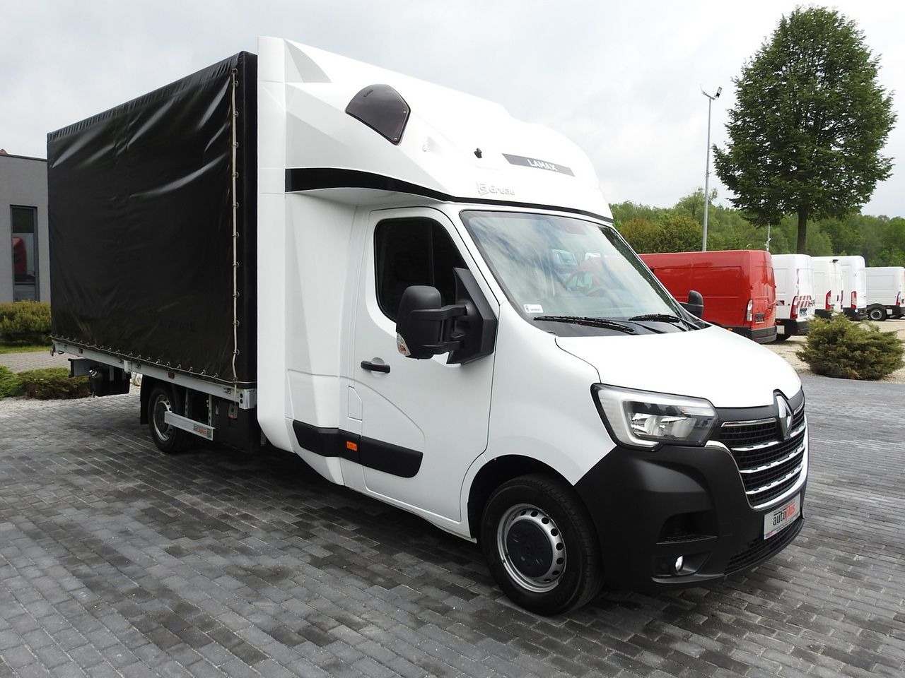 RENAULT MASTER TARPAULIN 10 PALLETS WEBASTO CRUISE CONTROL LED LIGHTS AIR CONDITIONING 165HP - 侧帘货车:图4 RENAULT MASTER TARPAULIN 10 PALLETS WEBASTO CRUISE CONTROL LED LIGHTS AIR CONDITIONING 165HP - 侧帘货车:图4