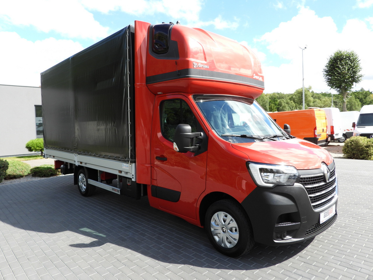 RENAULT MASTER TARPAULIN 10 PALLETS WEBASTO CRUISE CONTROL LED LIGHTS AIR CONDITIONING 165HP - 侧帘货车:图4 RENAULT MASTER TARPAULIN 10 PALLETS WEBASTO CRUISE CONTROL LED LIGHTS AIR CONDITIONING 165HP - 侧帘货车:图4