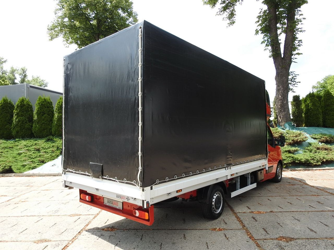 RENAULT MASTER TARPAULIN 10 PALLETS WEBASTO CRUISE CONTROL LED LIGHTS PNEUMATICS AIR CONDITIONING 165HP - 侧帘货车:图3 RENAULT MASTER TARPAULIN 10 PALLETS WEBASTO CRUISE CONTROL LED LIGHTS PNEUMATICS AIR CONDITIONING 165HP - 侧帘货车:图3