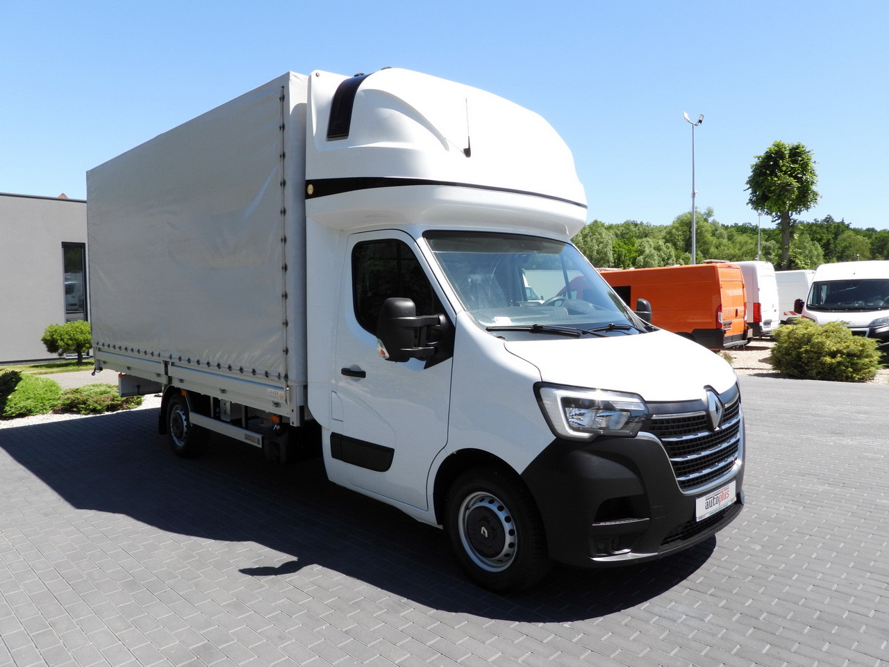 RENAULT MASTER TARPAULIN 10 PALLETS WEBASTO CRUISE CONTROL LED LIGHTS PNEUMATICS AIR CONDITIONING 165HP - 侧帘货车:图4 RENAULT MASTER TARPAULIN 10 PALLETS WEBASTO CRUISE CONTROL LED LIGHTS PNEUMATICS AIR CONDITIONING 165HP - 侧帘货车:图4