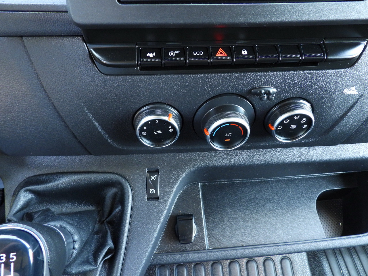 侧帘货车 RENAULT MASTER  TARPAULIN 10 PALLETS WEBASTO CRUISE CONTROL LED LIGHTS PNEUMATICS AIR CONDITIONING  165HP：图36