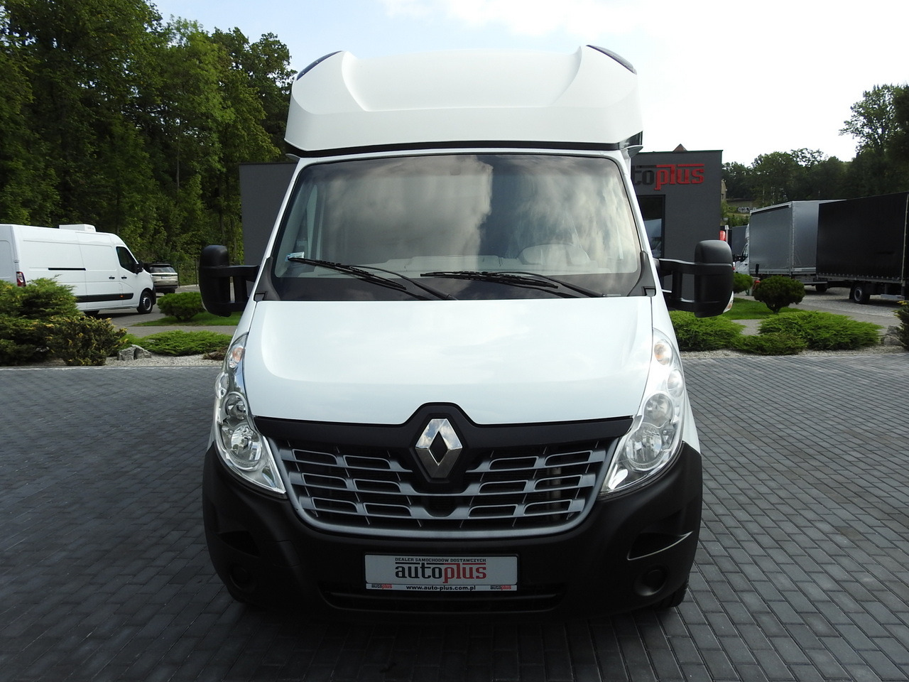 RENAULT MASTER TARPAULIN 8 PALLETS CRUISE CONTROL AIR CONDITIONING 170HP - 侧帘货车:图5 RENAULT MASTER TARPAULIN 8 PALLETS CRUISE CONTROL AIR CONDITIONING 170HP - 侧帘货车:图5