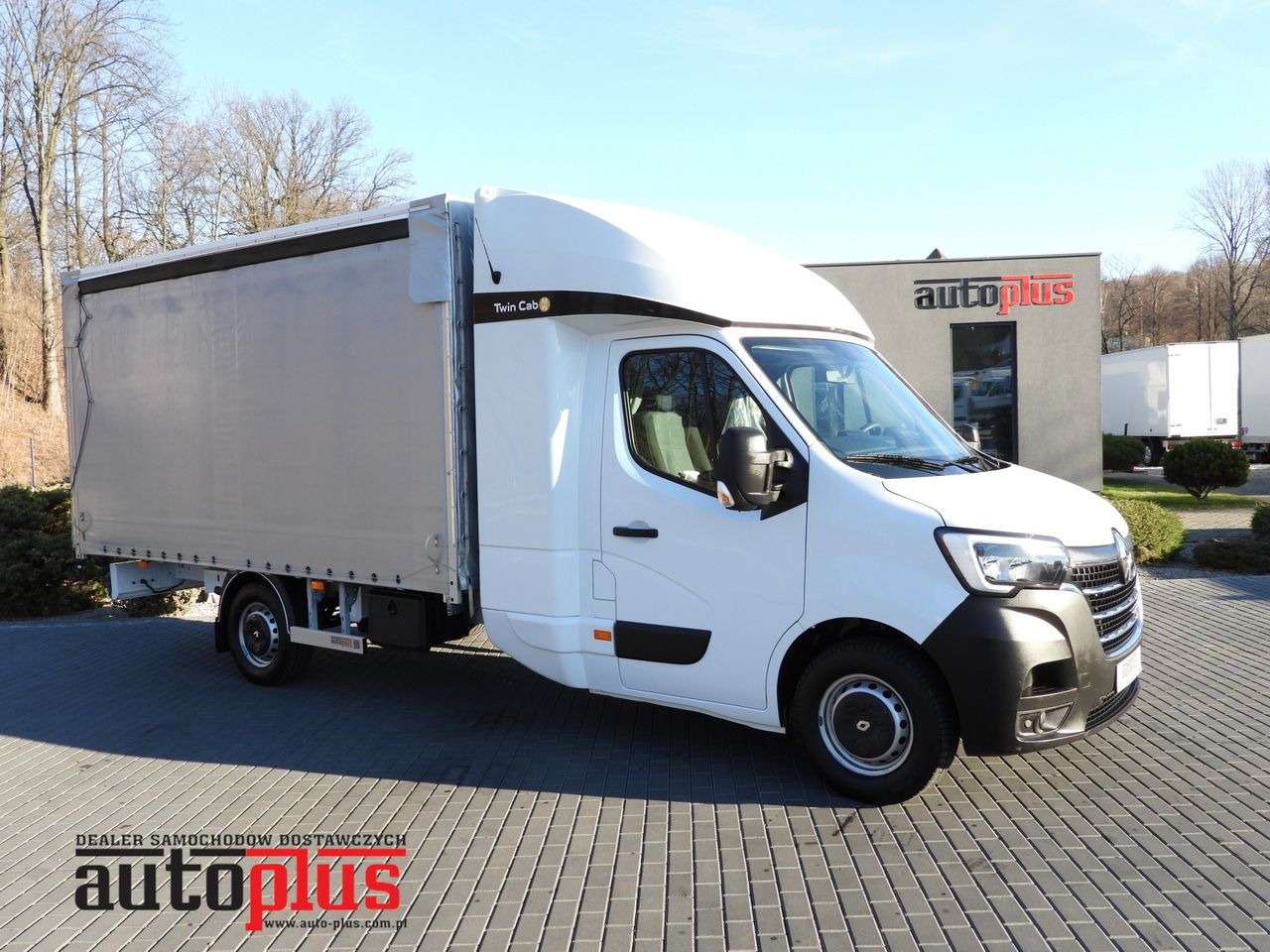 RENAULT MASTER TARPAULIN 8 PALLETS WEBASTO CRUISE CONTROL LED LIGHTS AIR CONDITIONING 165HP - 侧帘货车:图1 RENAULT MASTER TARPAULIN 8 PALLETS WEBASTO CRUISE CONTROL LED LIGHTS AIR CONDITIONING 165HP - 侧帘货车:图1