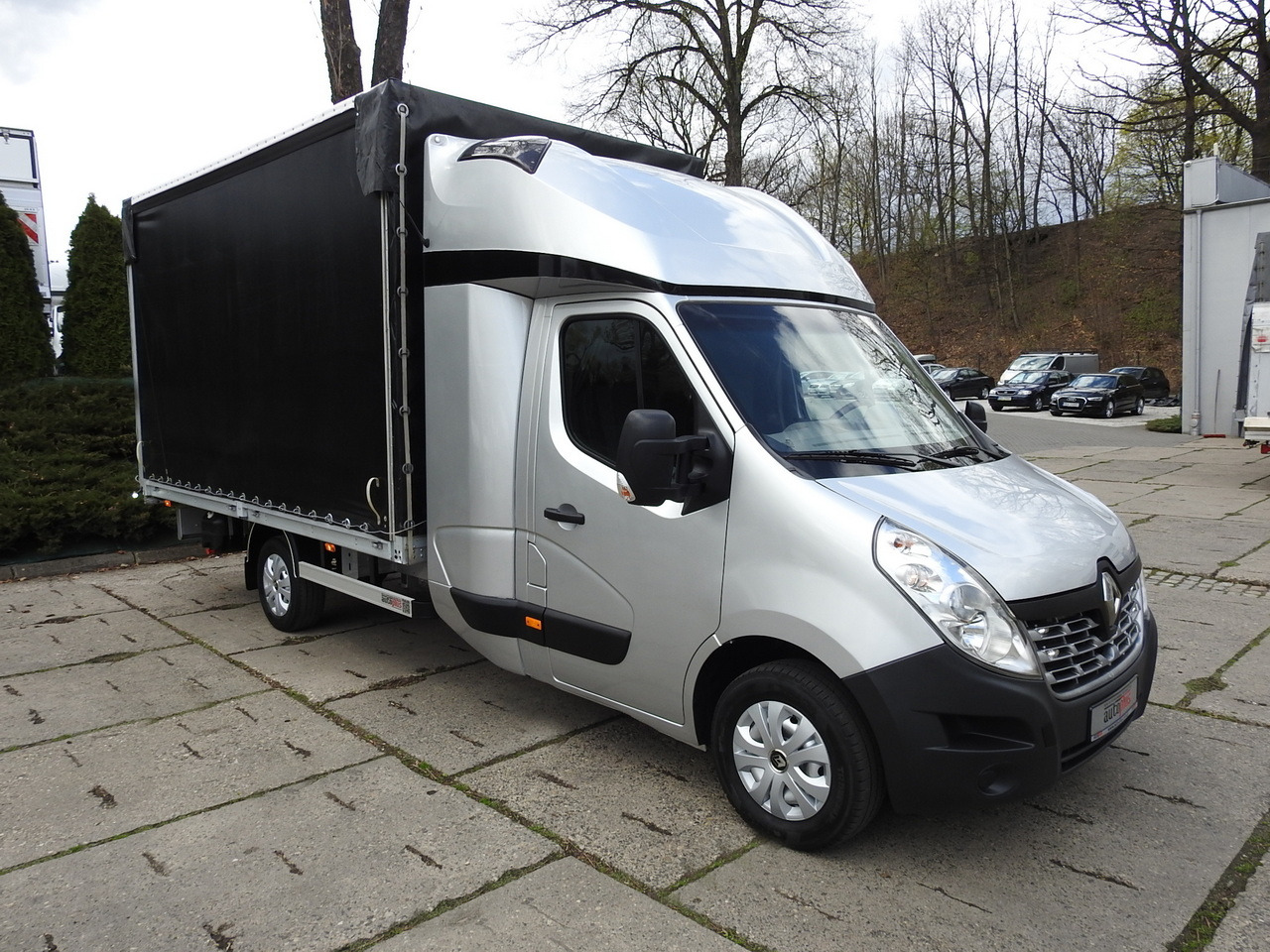 RENAULT MASTER TARPAULIN 8 PALLETS WEBASTO CRUISE CONTROL NAVIGATION AIR CONDITIONING PNEUMATICS  170HP - 侧帘货车:图4 RENAULT MASTER TARPAULIN 8 PALLETS WEBASTO CRUISE CONTROL NAVIGATION AIR CONDITIONING PNEUMATICS  170HP - 侧帘货车:图4