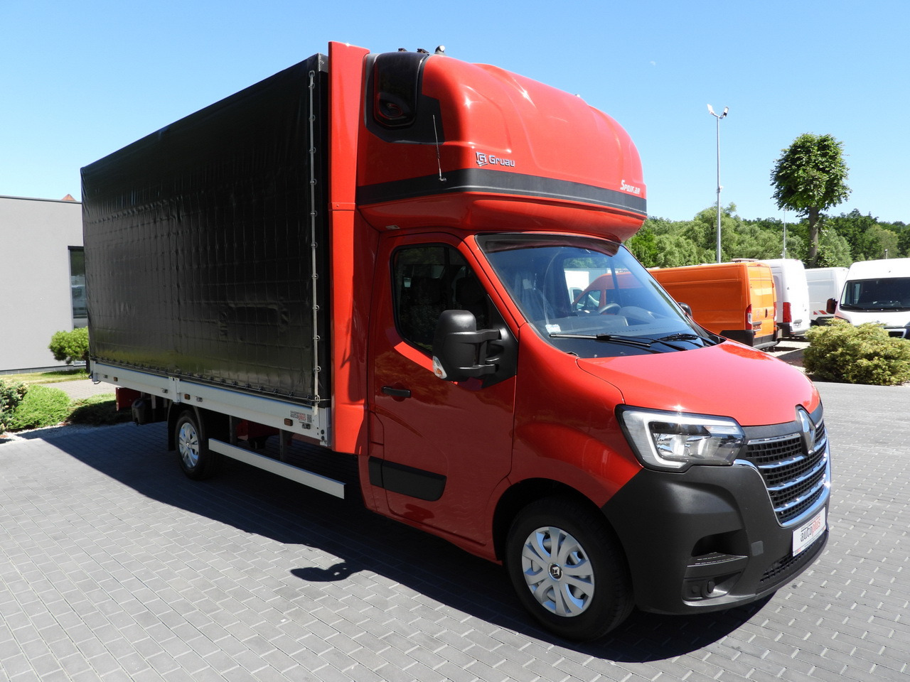RENAULT MASTER TARPAULIN WEBASTO CRUISE CONTROL LED LIGHTS PNEUMATICS AIR CONDITIONING 165HP - 侧帘货车:图4 RENAULT MASTER TARPAULIN WEBASTO CRUISE CONTROL LED LIGHTS PNEUMATICS AIR CONDITIONING 165HP - 侧帘货车:图4