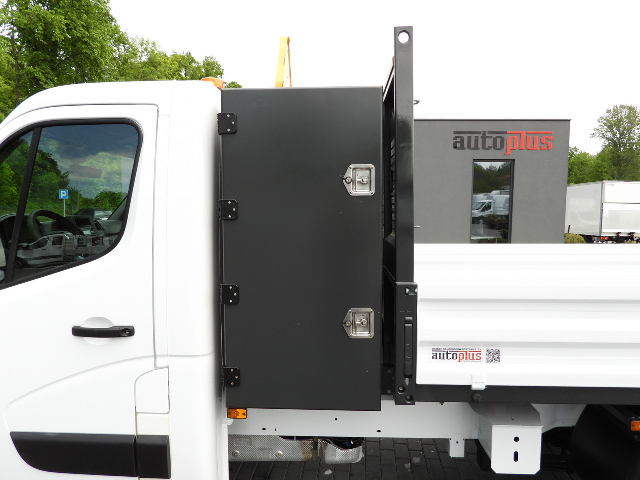 RENAULT MASTER TIPPER CRUISE CONTROL LED LIGHTS TWIN WHEELS AIR CONDITIONING  130HP 租赁 RENAULT MASTER TIPPER CRUISE CONTROL LED LIGHTS TWIN WHEELS AIR CONDITIONING  130HP：图24