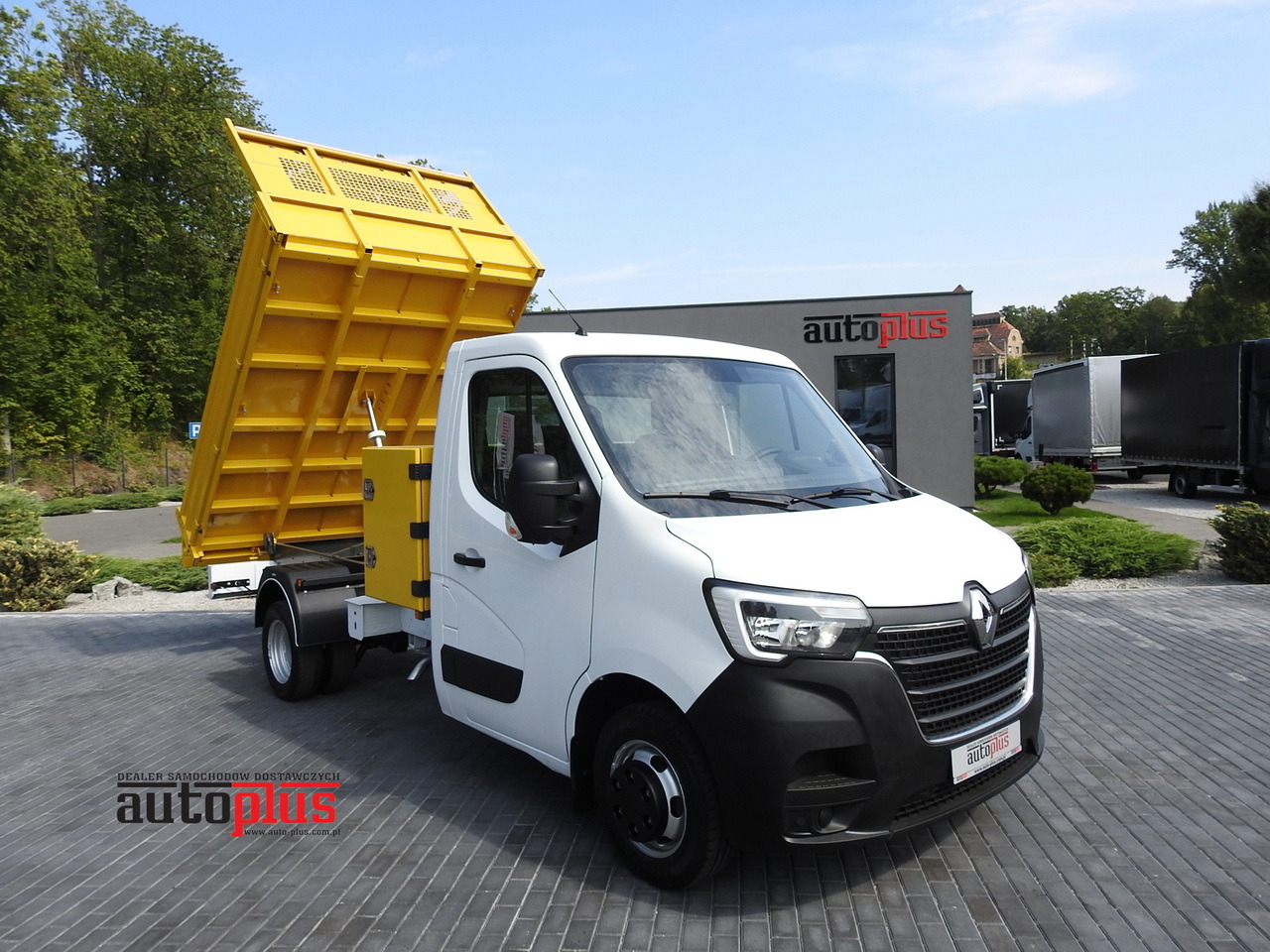 RENAULT MASTER TIPPER CRUISE CONTROL NAVIGATION AIR CONDITIONING LED LIGHTS TWIN WHEELS LOAD WEIGHT 145HP - 翻斗货车:图1 RENAULT MASTER TIPPER CRUISE CONTROL NAVIGATION AIR CONDITIONING LED LIGHTS TWIN WHEELS LOAD WEIGHT 145HP - 翻斗货车:图1