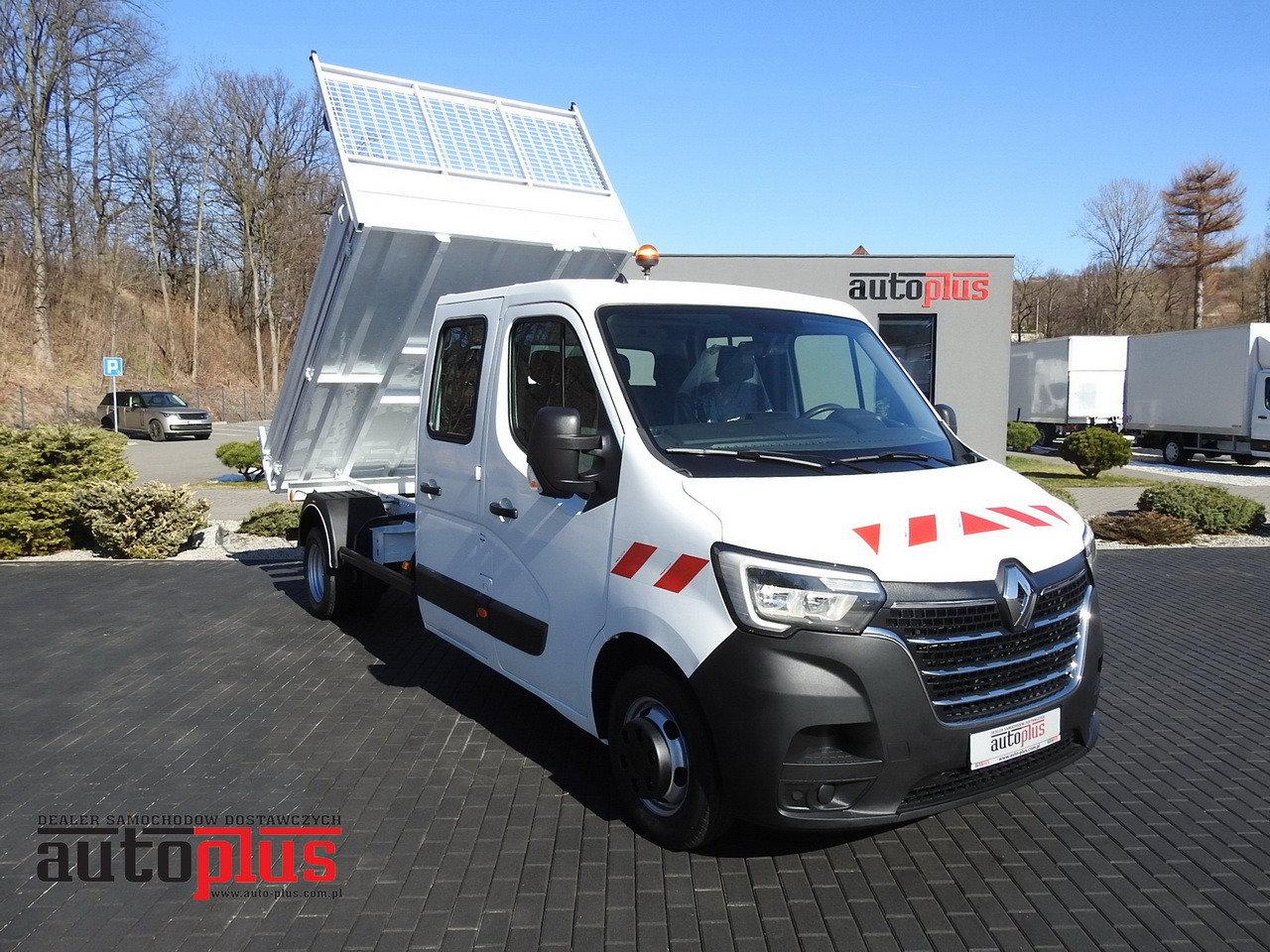 RENAULT MASTER TIPPER DOUBLE CABIN DOKA 6 SEATS CRUISE CONTROL AIR CONDITIONING LED LIGHTS TWIN WHEELS 130HP - 翻斗货车:图1 RENAULT MASTER TIPPER DOUBLE CABIN DOKA 6 SEATS CRUISE CONTROL AIR CONDITIONING LED LIGHTS TWIN WHEELS 130HP - 翻斗货车:图1