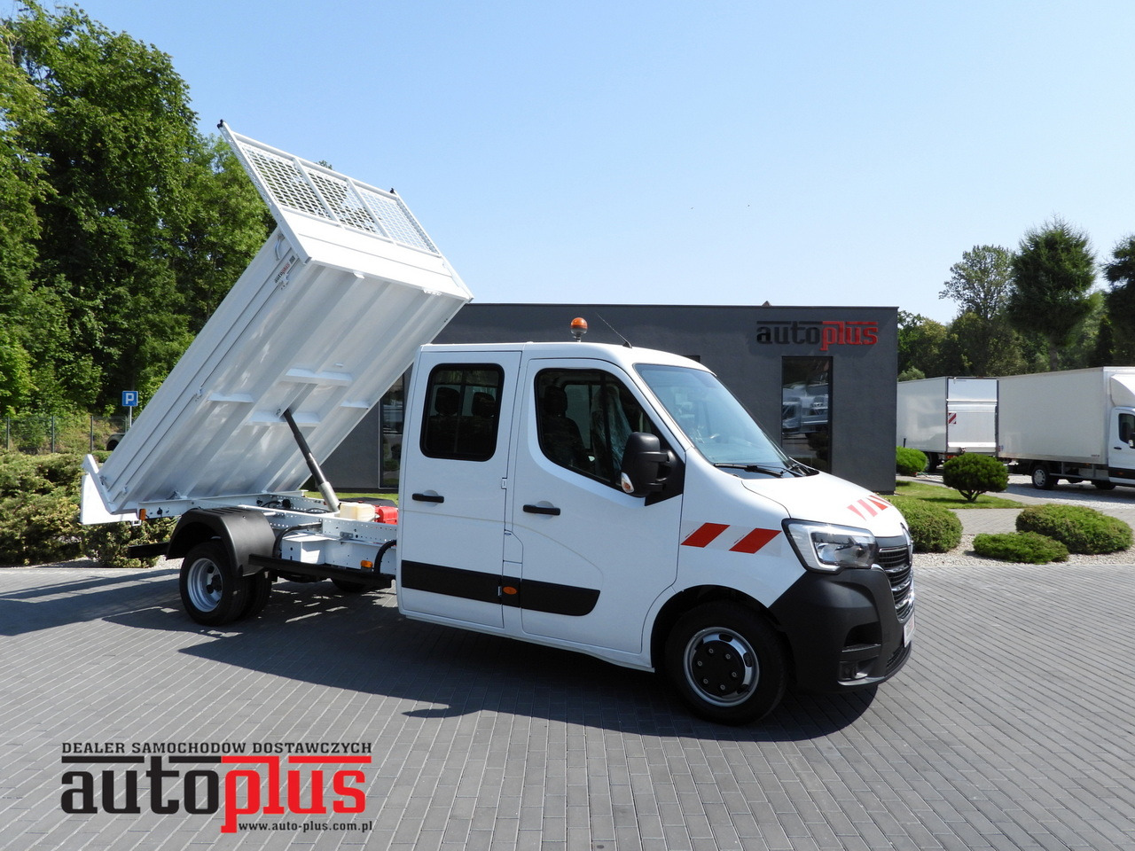 RENAULT MASTER TIPPER DOUBLE CABIN DOKA 6 SEATS CRUISE CONTROL LED LIGHTS TWIN WHEELS AIR CONDITIONING 130HP - 翻斗货车:图1 RENAULT MASTER TIPPER DOUBLE CABIN DOKA 6 SEATS CRUISE CONTROL LED LIGHTS TWIN WHEELS AIR CONDITIONING 130HP - 翻斗货车:图1