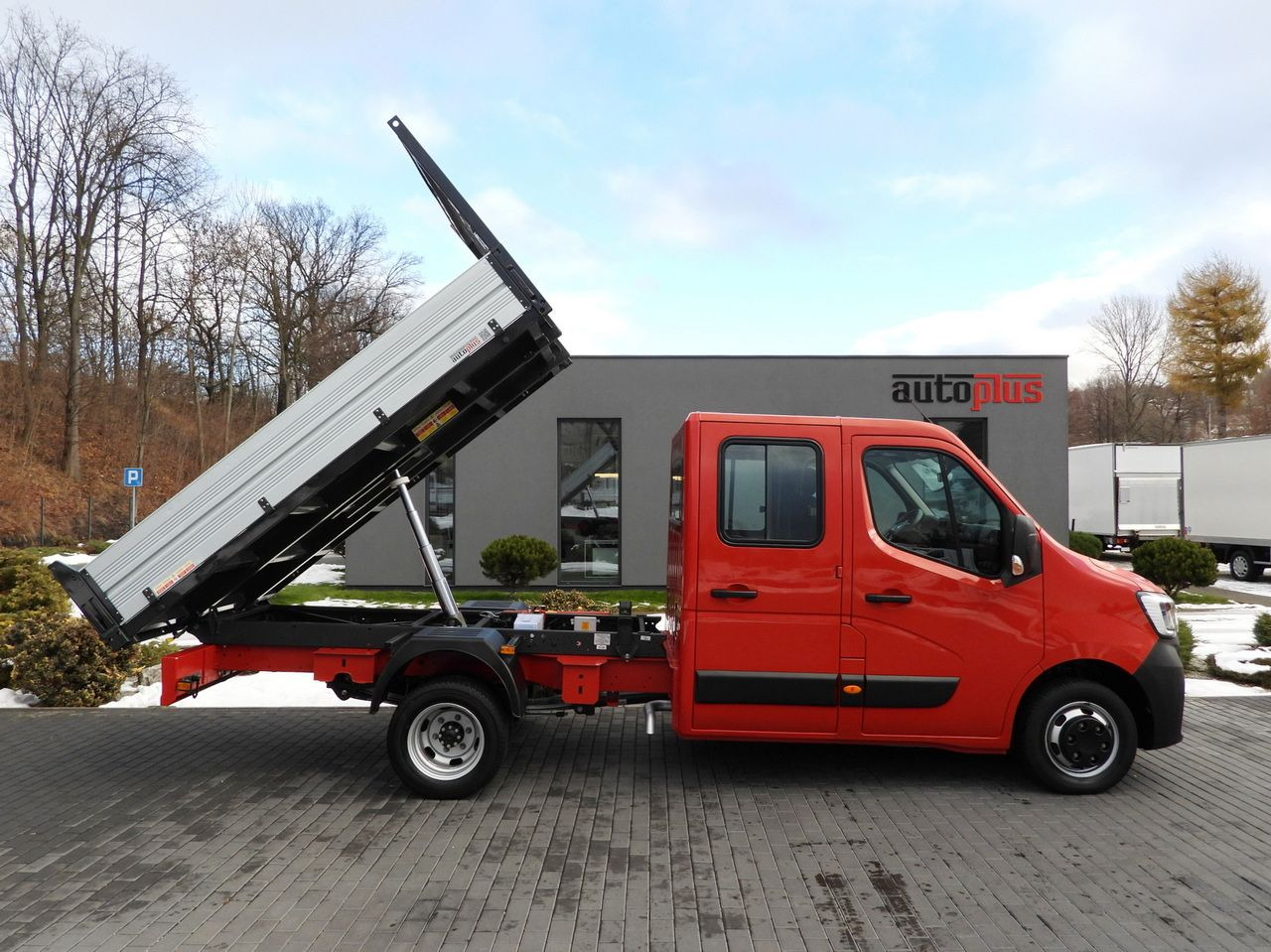 翻斗货车 RENAULT MASTER TIPPER DOUBLE CABIN DOKA 6 SEATS CRUISE CONTROL LED LIGHTS TWIN WHEELS AIR CONDITIONING  145HP：图7