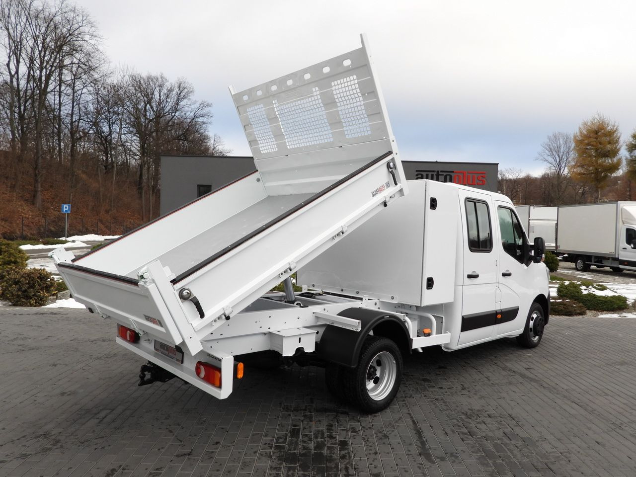 RENAULT MASTER TIPPER DOUBLE CABIN DOKA 6 SEATS CRUISE CONTROL LED LIGHTS TWIN WHEELS AIR CONDITIONING 145HP - 翻斗货车:图3 RENAULT MASTER TIPPER DOUBLE CABIN DOKA 6 SEATS CRUISE CONTROL LED LIGHTS TWIN WHEELS AIR CONDITIONING 145HP - 翻斗货车:图3